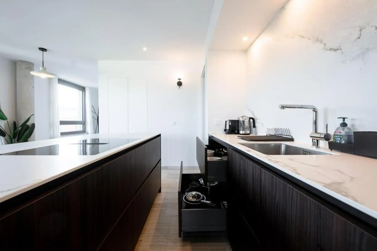 City Luxury With City Views In Ville Haute Luxembourg
