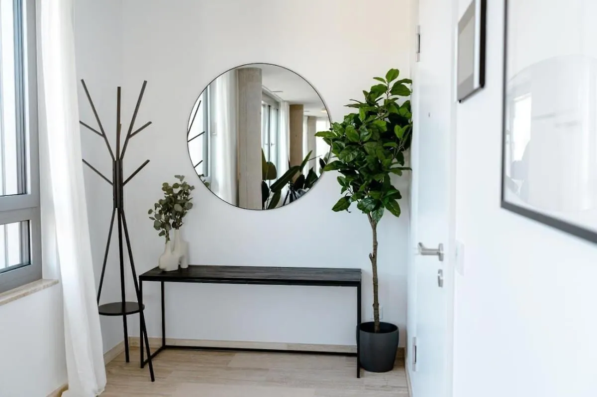 City Luxury With City Views In Ville Haute Luxembourg 0*,